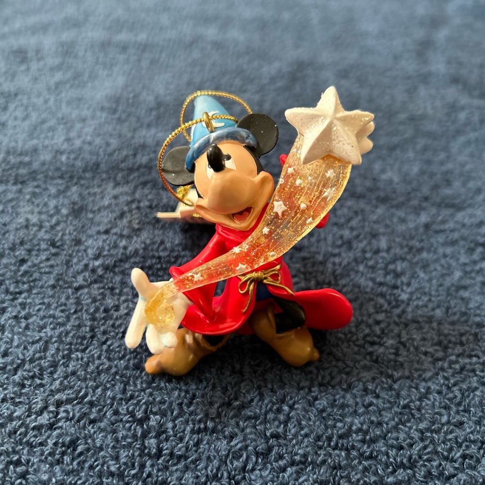 Disney Magical Mickey Mouse Action Figure